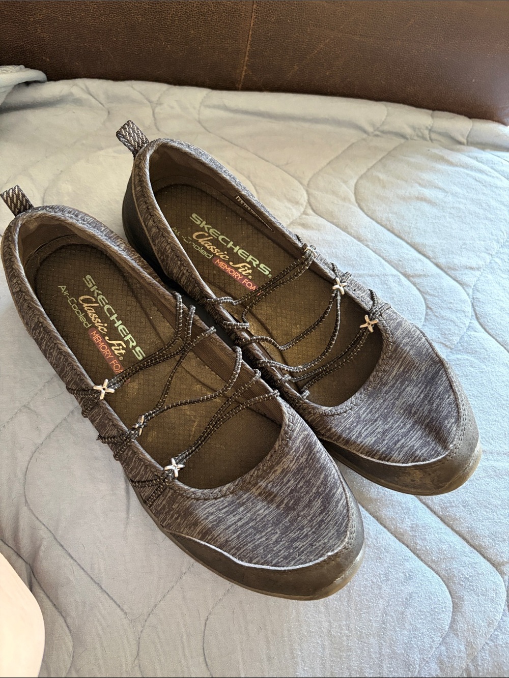 Skechers Heathered Gray Slip-On Mary Jane Flats with Star Accents